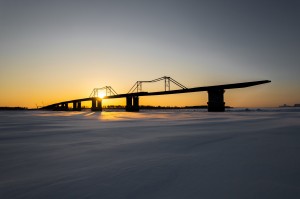 Готовность нового мостового перехода через реку Обь в районе Сургута превысила 68%